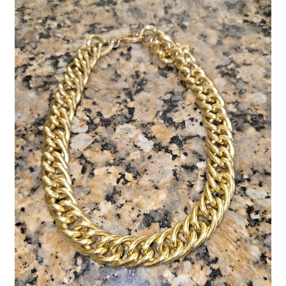 Vtg Gold Toned Chain Chunky  Necklace Choker 18" - Picture 2 of 7